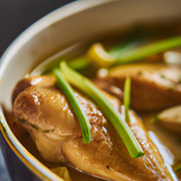 Side Dish: China – 蒜蓉小白菜配烤芝麻 ➤ Suànróng xiǎo báicài pèi kǎo zhīma